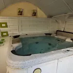 9 Hamman Sauna Piscine Chauffée Poss