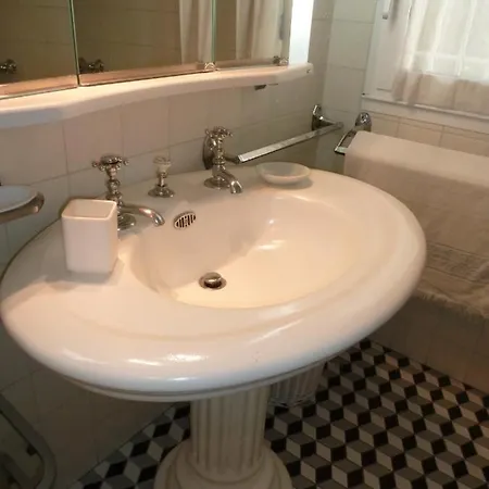 9 Hamman Sauna Piscine Chauffee Poss *