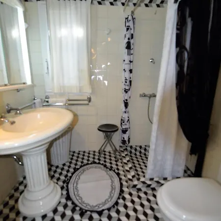 9 Hamman Sauna Piscine Chauffee Poss * Ζουάν λε Πιν