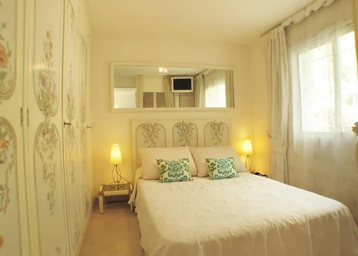 Hamman Sauna Piscine 9 *