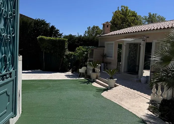 9 Hamman Sauna Piscine Chauffee Poss *